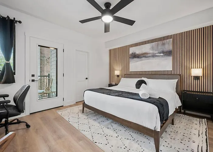 Apartamento Flawless 3br With Four Beds, Two Decks And Free Parking In Prime Shadyside Location