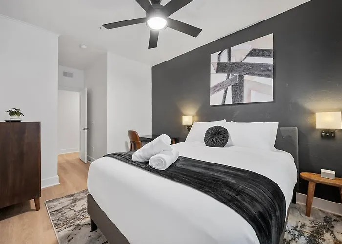 Flawless 3br With Four Beds, Two Decks And Free Parking In Prime Shadyside Location Apartamento Pittsburgh