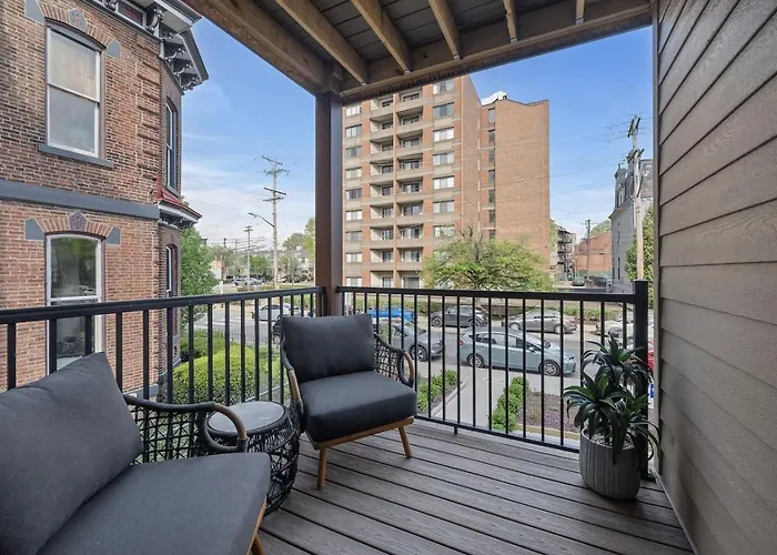 Flawless 3br With Four Beds, Two Decks And Free Parking In Prime Shadyside Location Apartamento